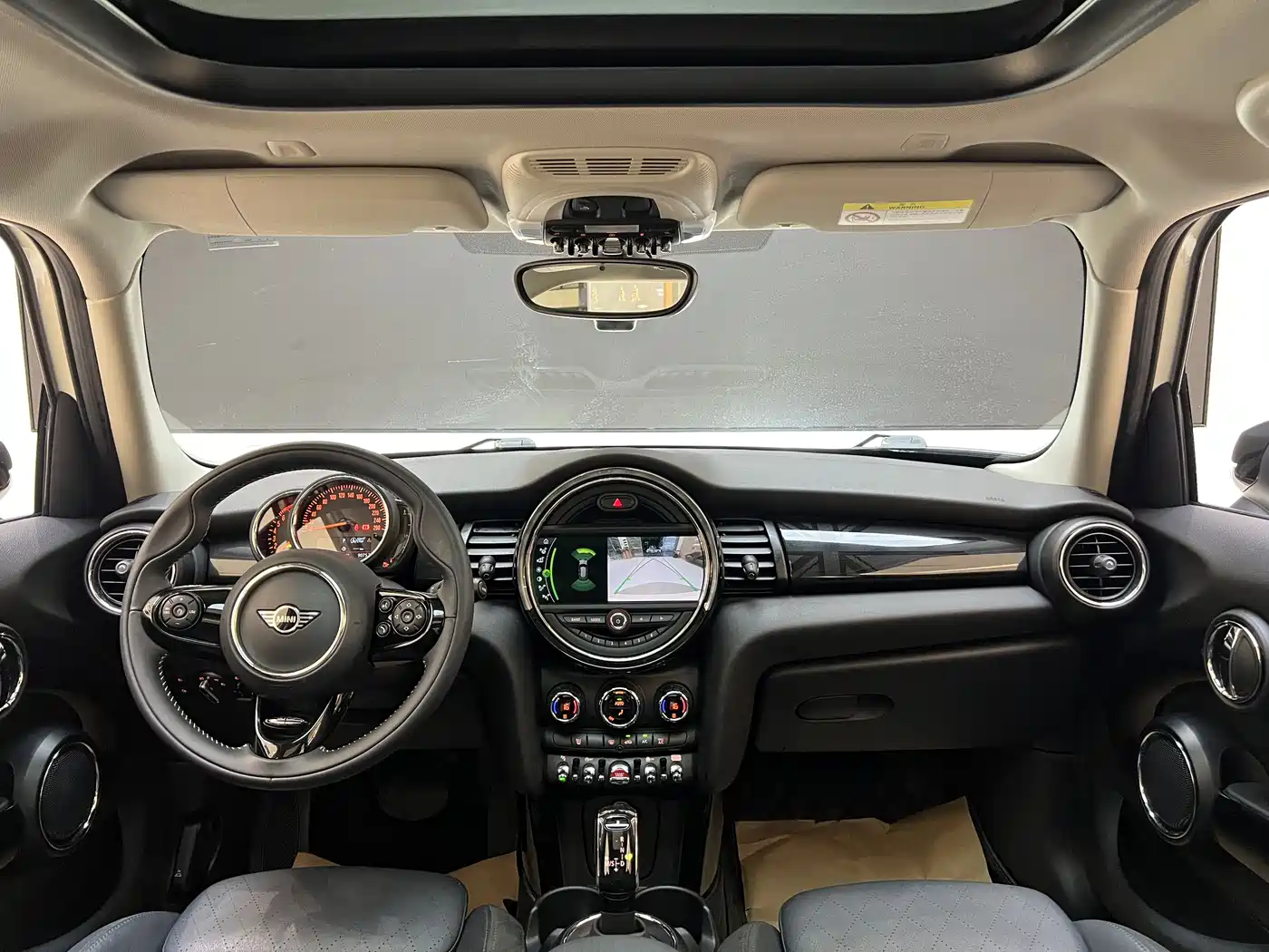 MINI 2019 1.5T COOPER Artist 5-Door фото 11