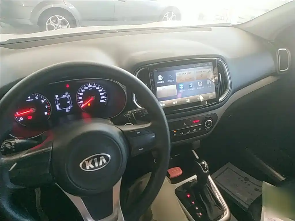 KIA KX3 PROUD RUN