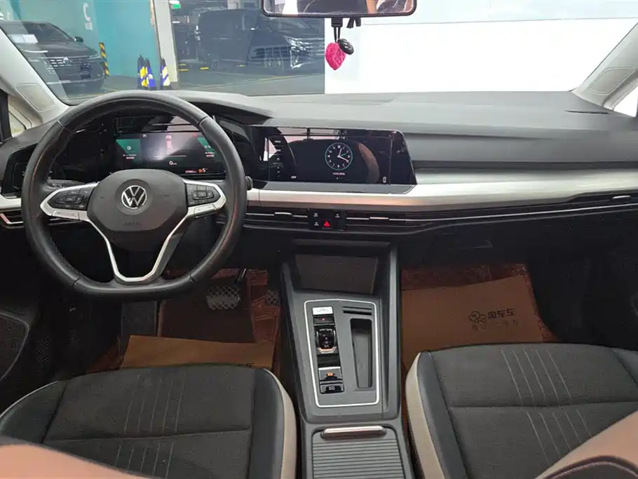 Volkswagen Golf 2021 280TSI DSG Pro фото 12