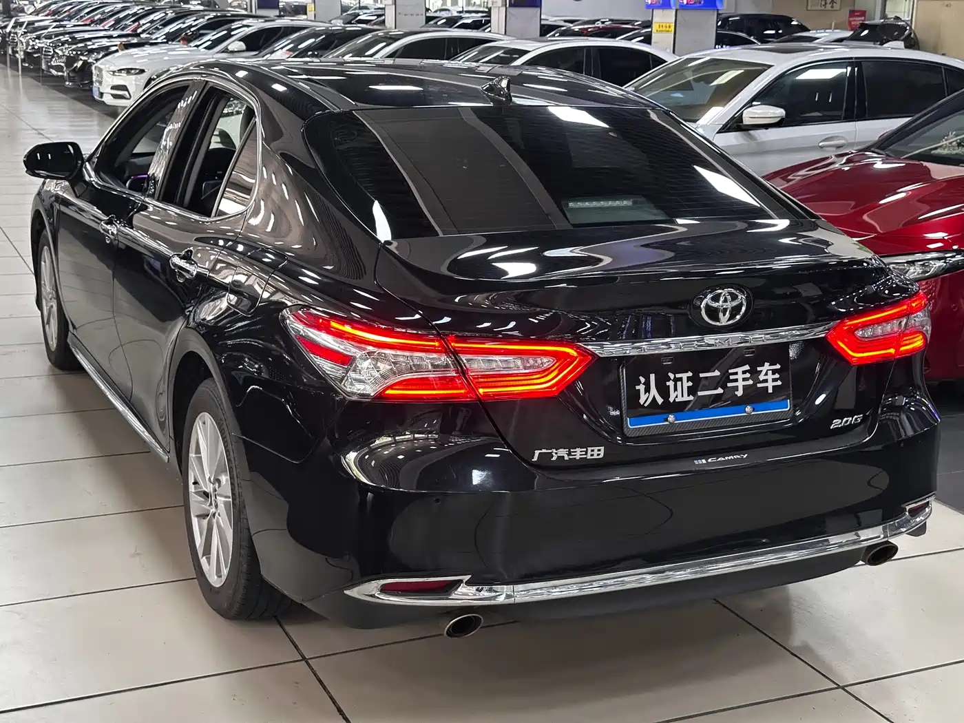 Toyota Camry 2024 2023 2.0G Luxury Edition