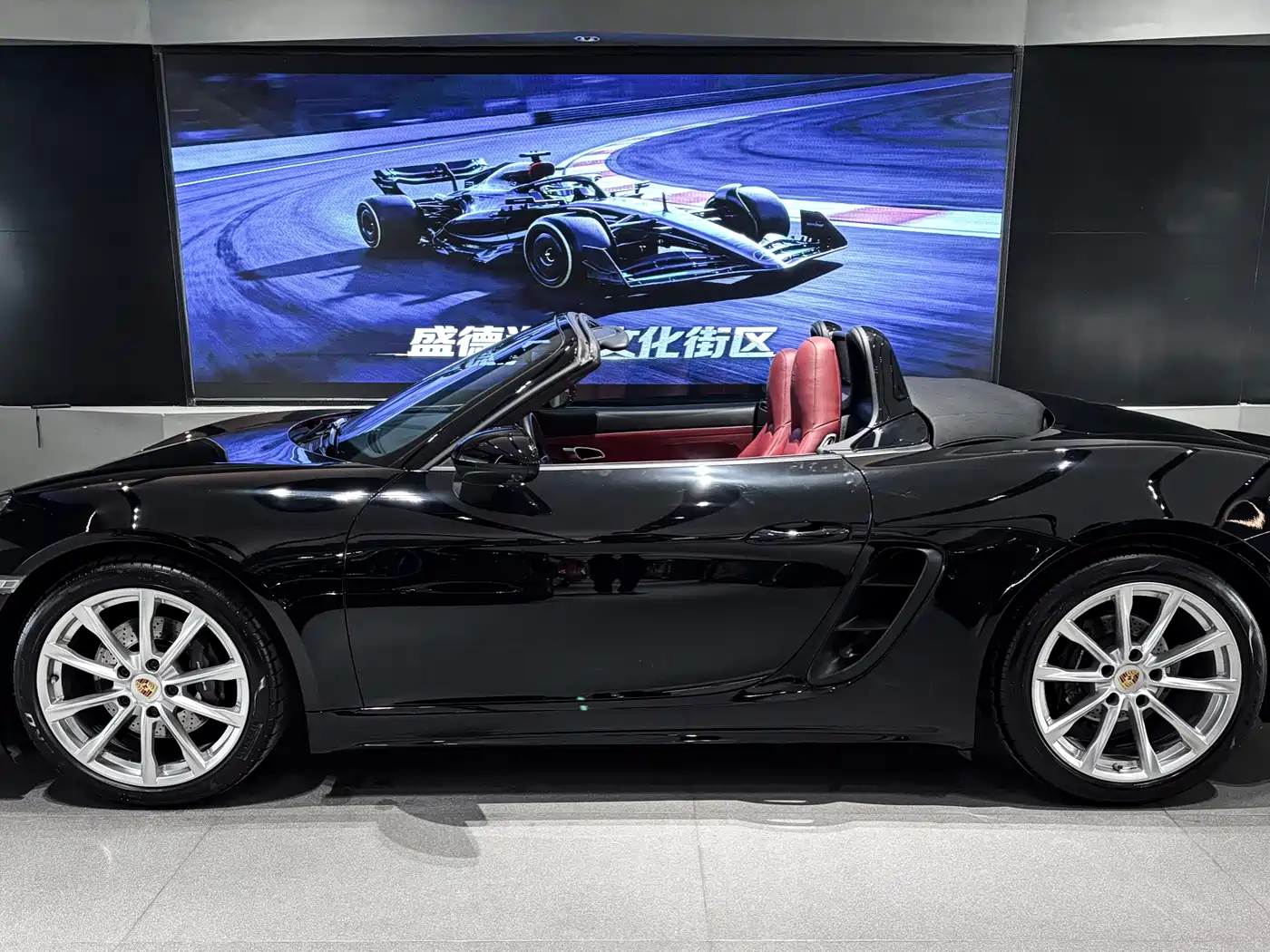 Porsche 718 2020 Boxster 2.0T фото 3