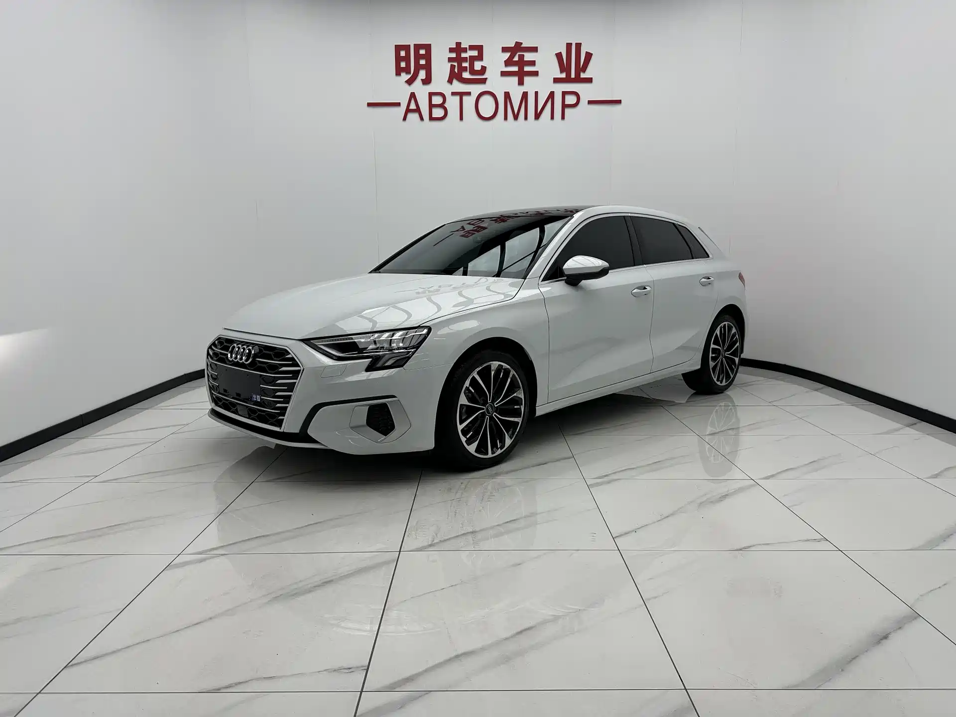 Фото 1 - Audi A3