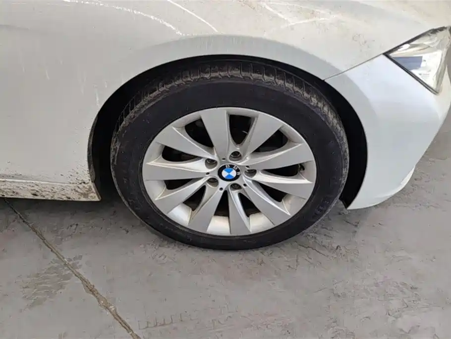 BMW 3 Series 2017 318Li Fashion фото 6