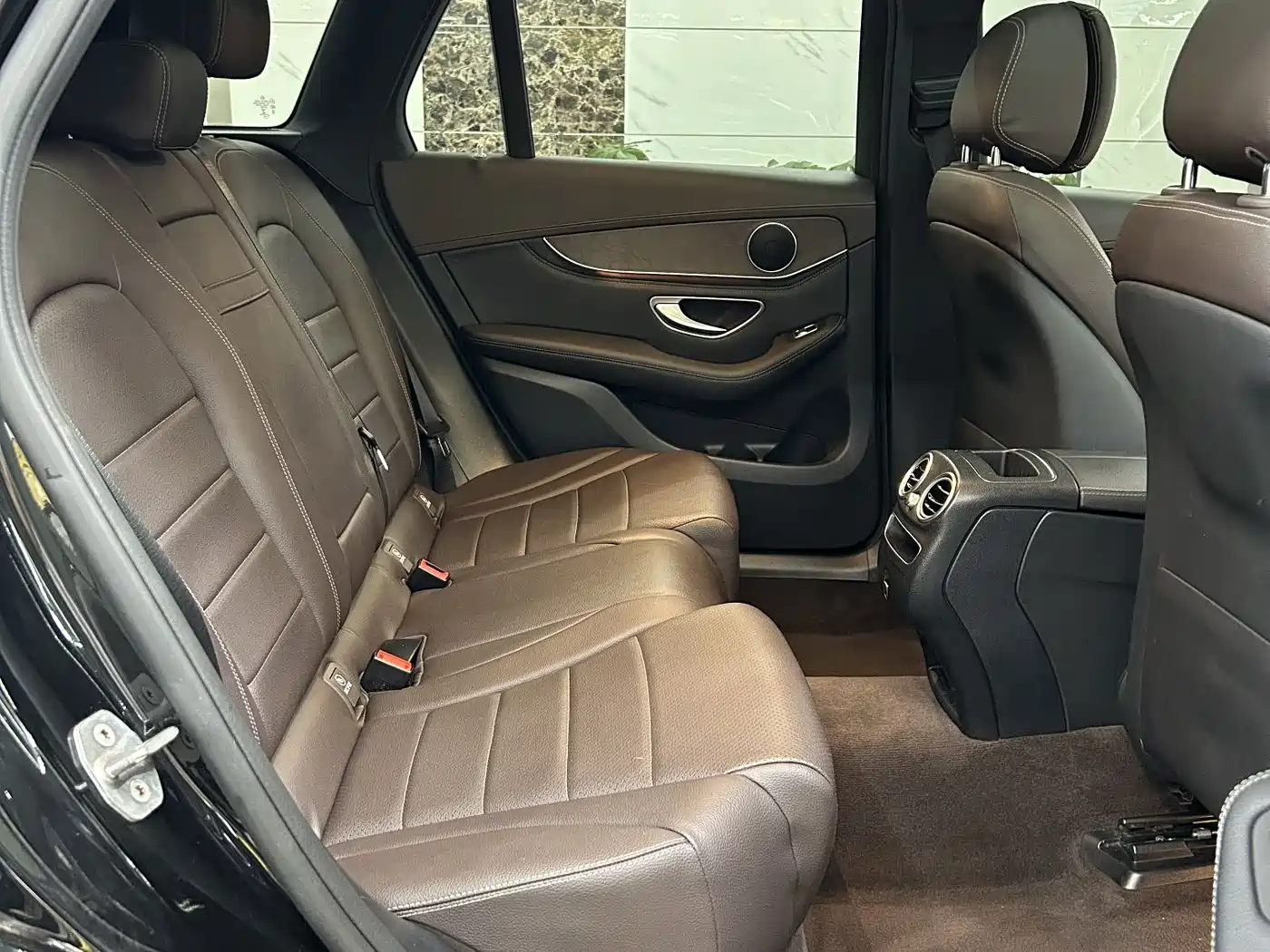 Mercedes-Benz GLC 2020 Facelift GLC 260 L 4MATIC Luxury фото 12