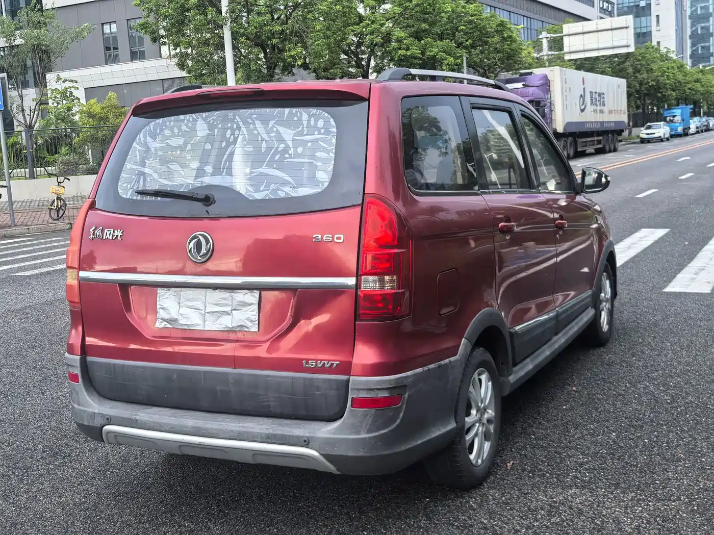 Dongfeng Fengguang Fengguang 360 2015 2015 Model 1.5L Manual Comfort 7-seater China IV