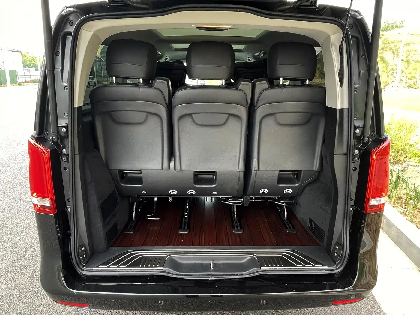 Mercedes-Benz V-Class 2022 V 260 Prestige Edition фото 13