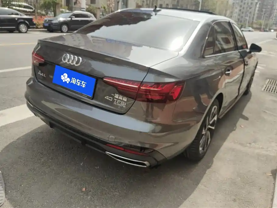 AUDI A4L