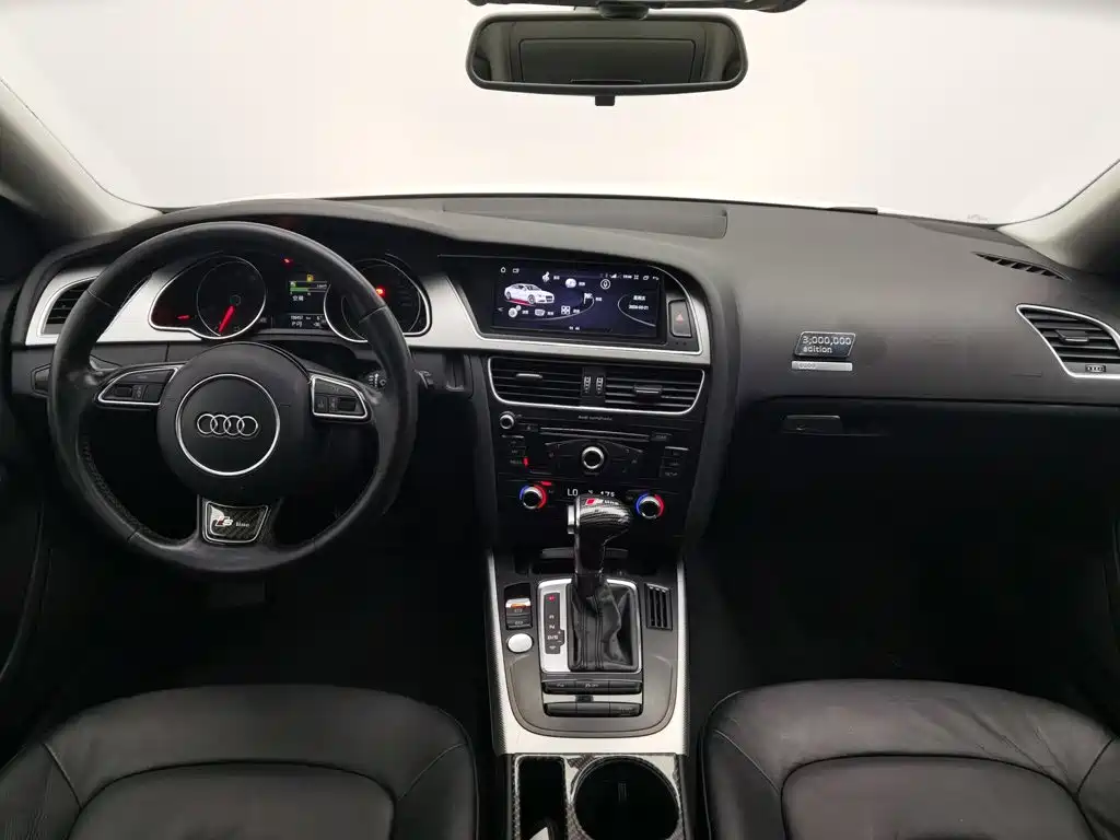 Фото 5 - Audi A5 (Import)