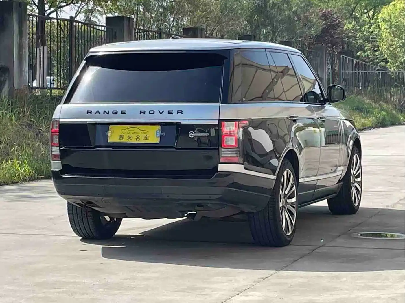 Land Rover Range Rover 2015 3.0 SC V6 Vogue фото 9