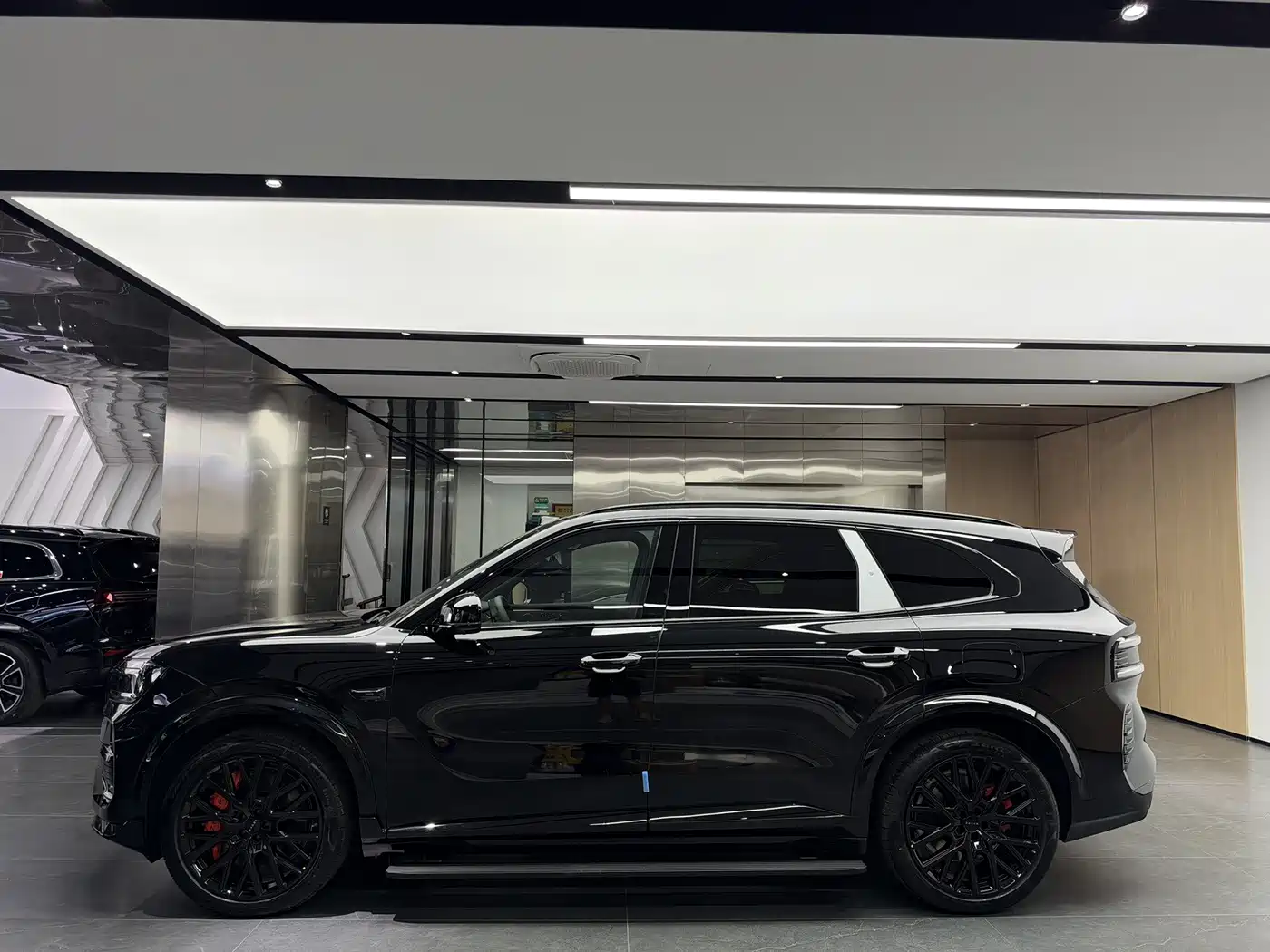 ZEEKR 8X 2026 2026 Model Dark Edition 5-Seater