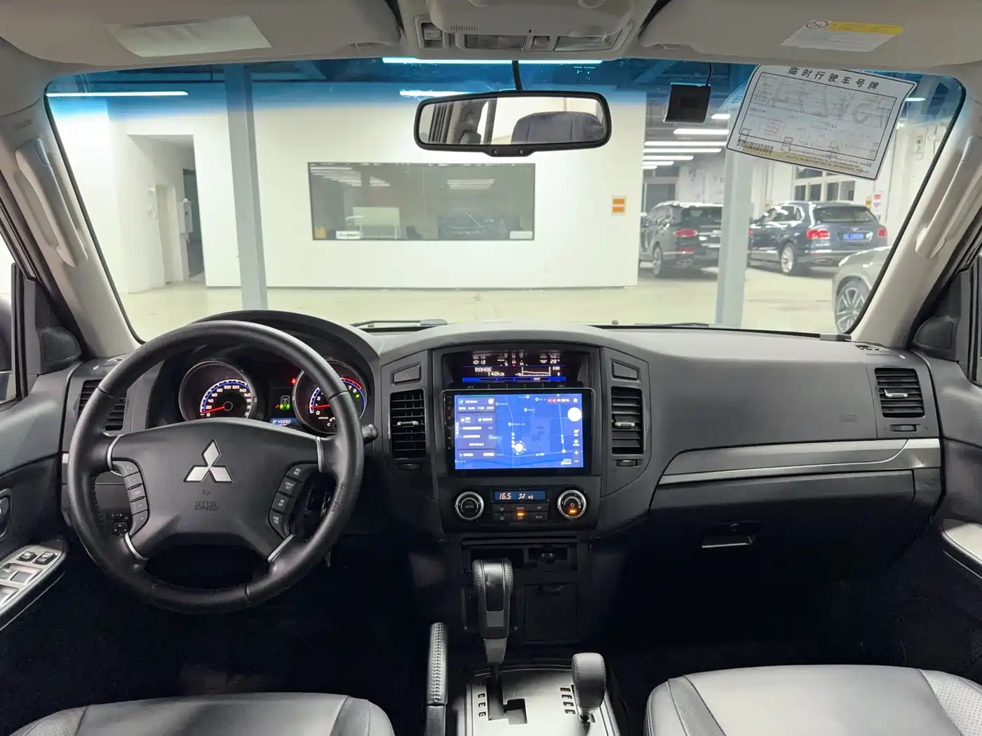 Mitsubishi Pajero (Import) 2010 3.0L Automatic Elite Edition фото 10