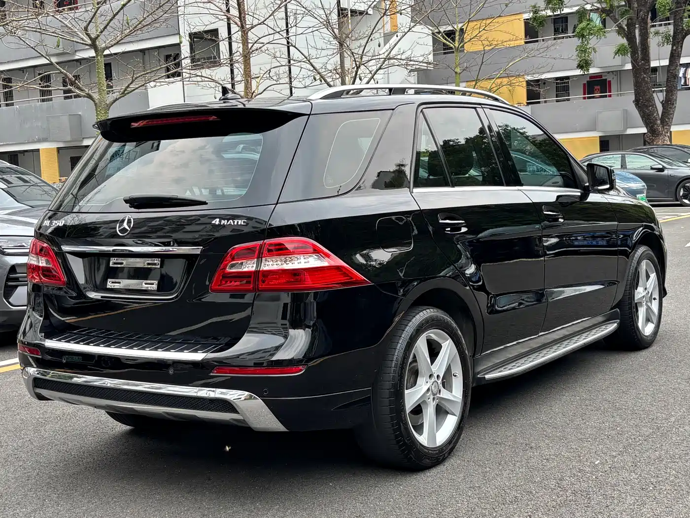 Mercedes-Benz M-Class 2012 Model ML 350 Luxury фото 3