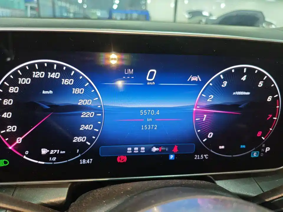 Mercedes-Benz GLC 2025 Model Year GLC 260 L 4MATIC Dynamic фото 3