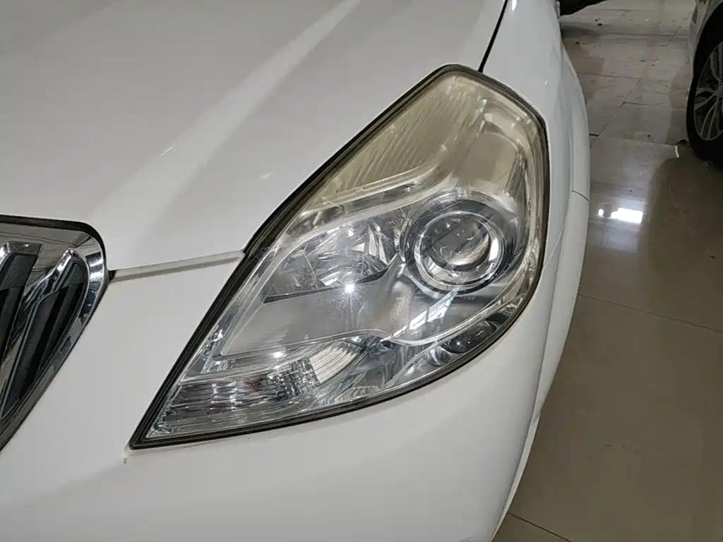 Photo 24 - Buick Excelle