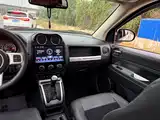 Photo 13 - Jeep Compass (Import)