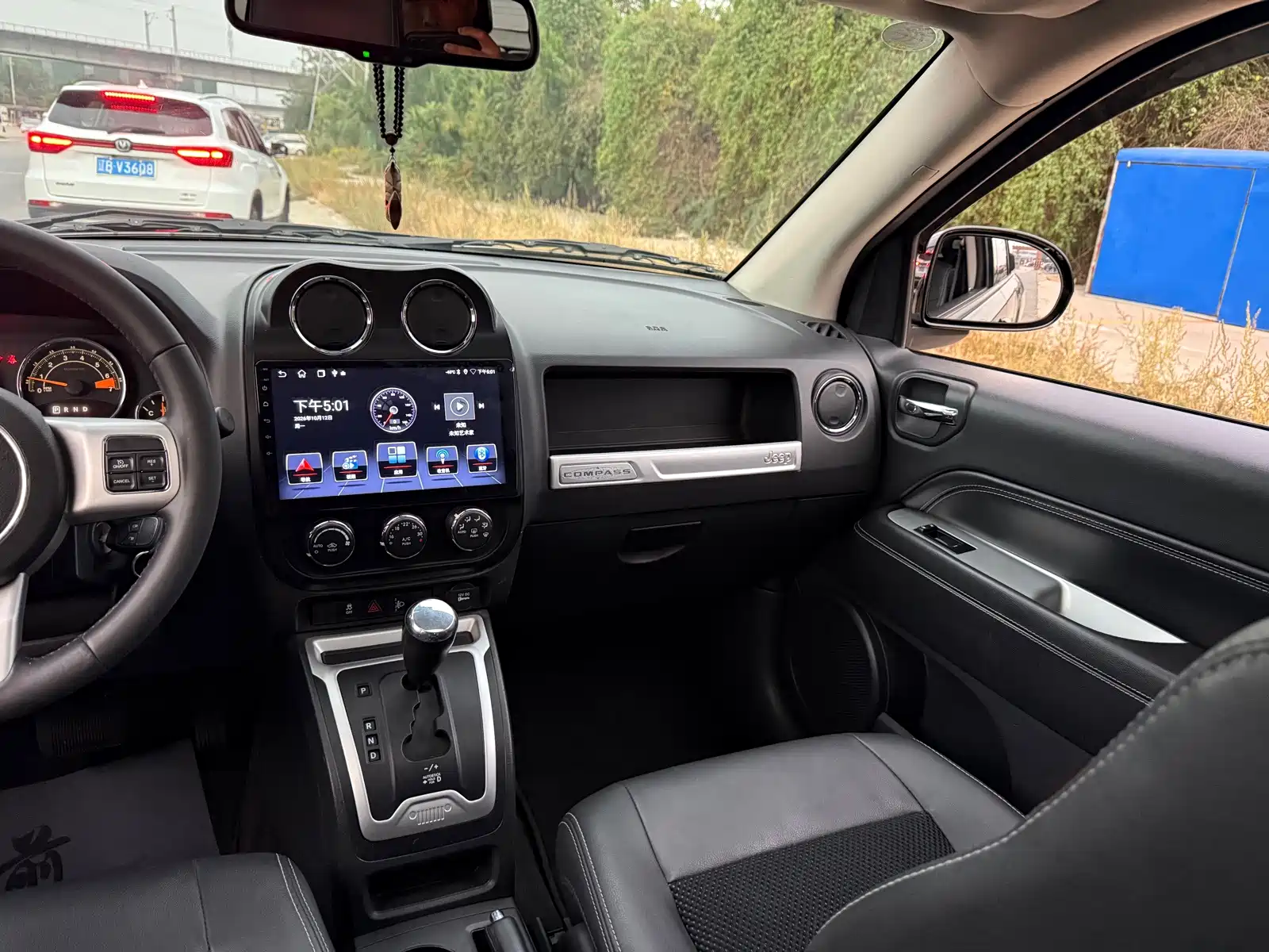 Photo 13 - Jeep Compass (Import)