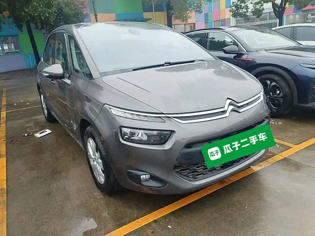Фото 4 - Citroën C4 Picasso