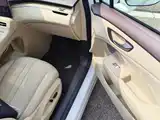 Photo 13 - Shangjie SUV