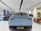 صورة 8 - Zhijie Luxeed R7