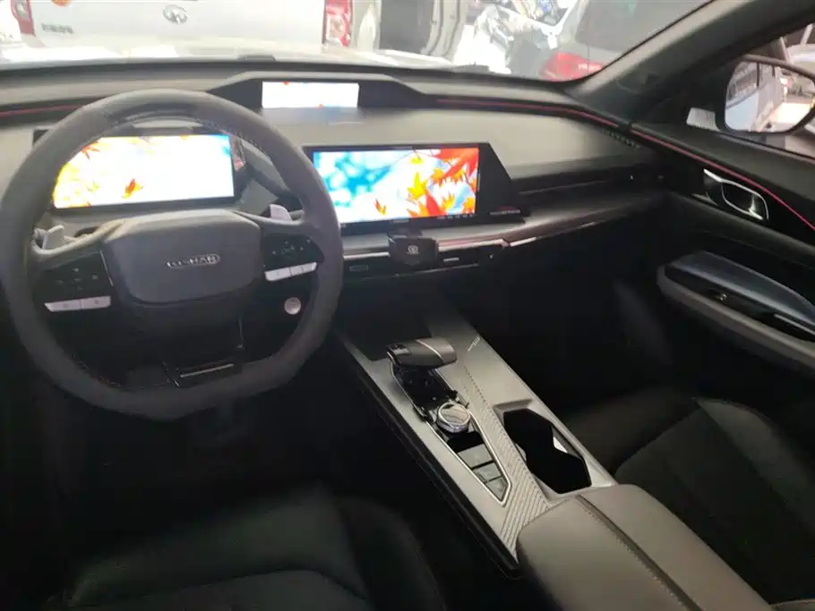 CHANGAN CHANGAN AUCHAN Z6 NEW ENERGY