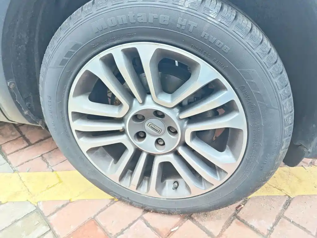 Qoros 5 2018 2018 Facelift 1.6T Automatic Premium