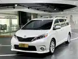 Photo 1 - Toyota Sienna