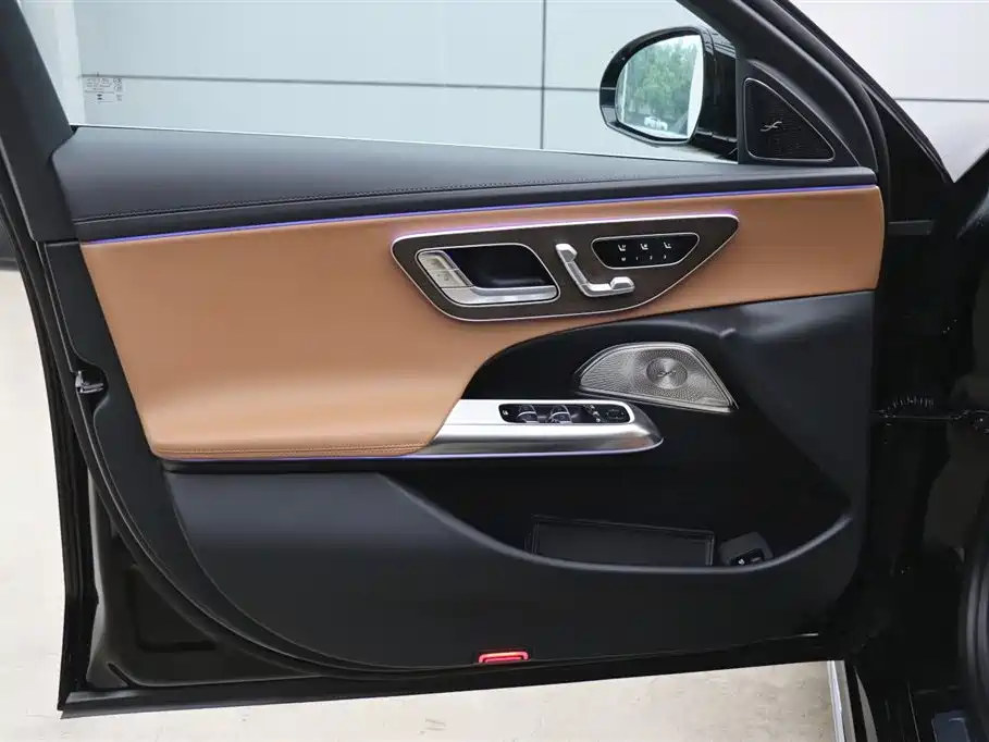 Фото MERCEDES-BENZ E-CLASS 2026 10