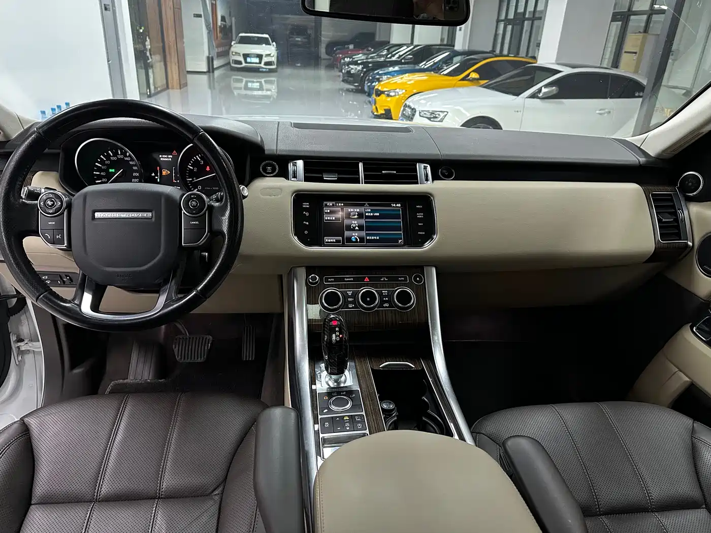 Land Rover Range Rover Sport 2014 3.0 SC V6 HSE фото 9