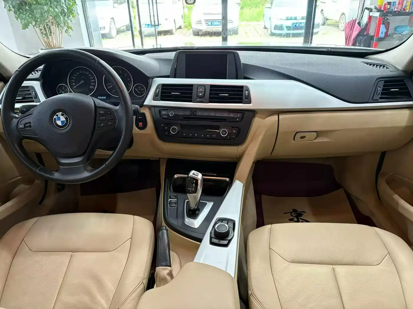 BMW 3 Series 2013 320i Fashion фото 12