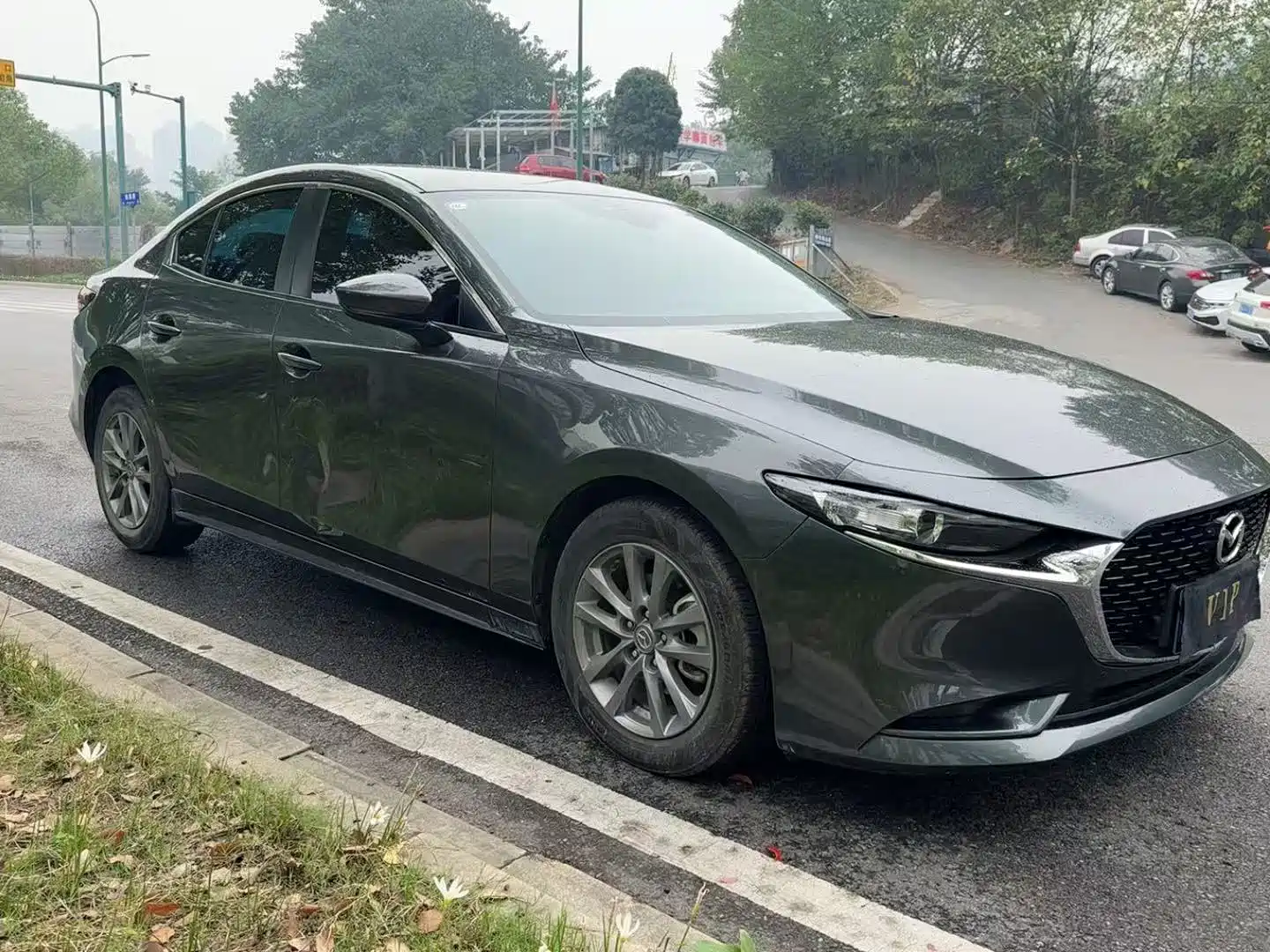 Photo 1 - Mazda Mazda 3