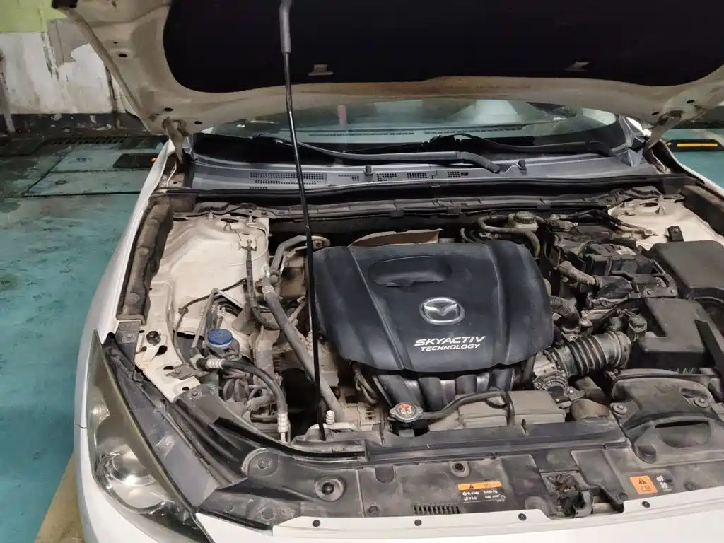 Mazda Mazda 3 2014 2014 Sedan 1.5L Automatic Luxury