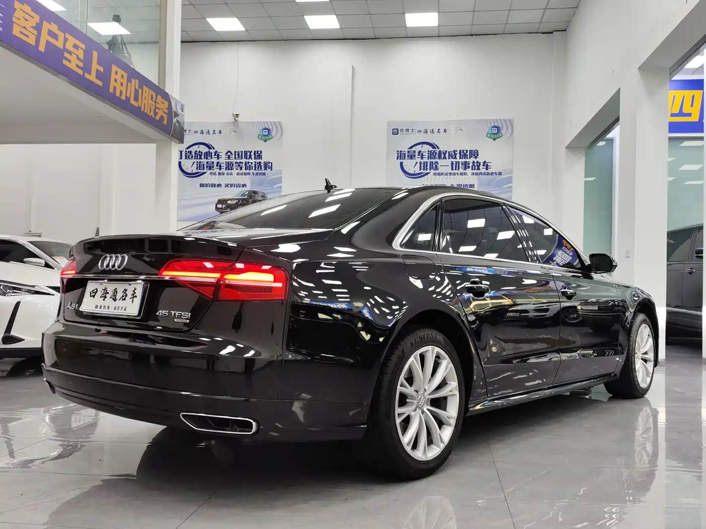 Audi A8 2017 A8L 45 TFSI quattro Luxury фото 18