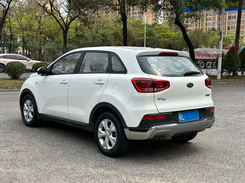 Kia KX3 Smart Run 2015 2015 1.6L Automatic 2WD GLS