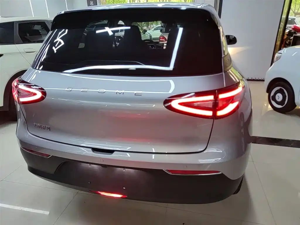 Geely Galaxy Starry Wish 2026 Edition 310km Youth Version фото 6