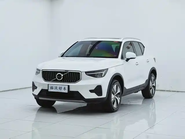 Volvo XC40 B3, Смарт Люкс