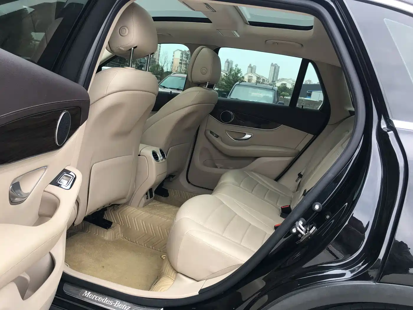 Mercedes-Benz GLC 2019 GLC 260 4MATIC Dynamic фото 10