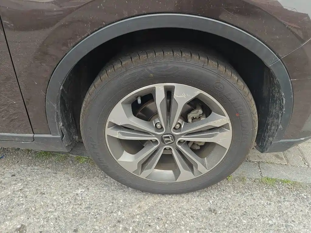 Luxgen U6 SUV 2016 2015 1.8T Fashion Edition