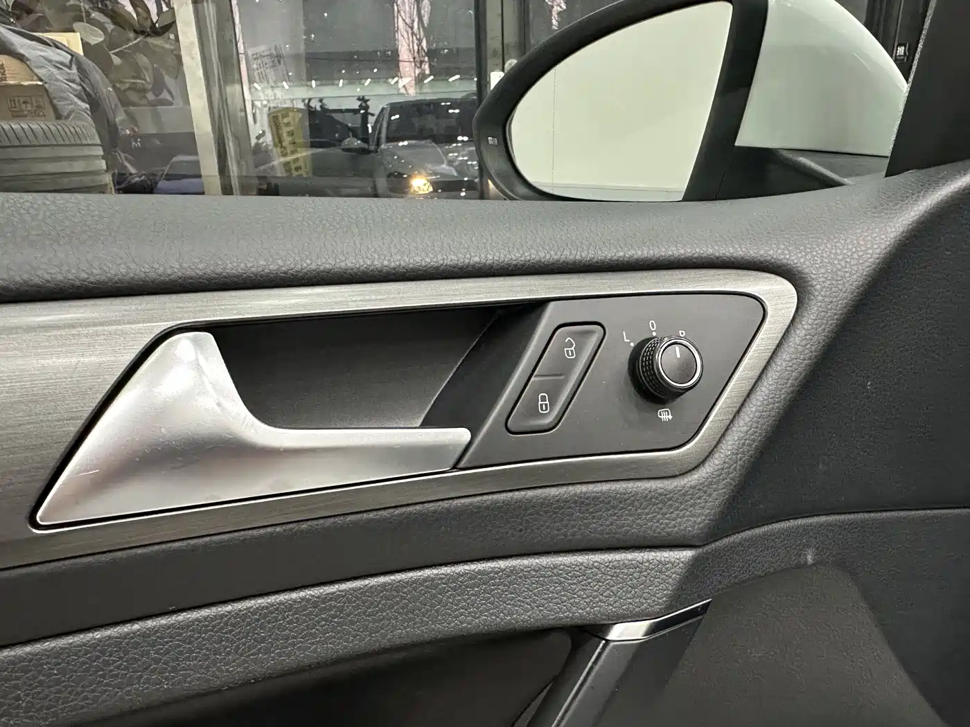 Volkswagen Golf 2016 230TSI Automatic Comfort фото 19