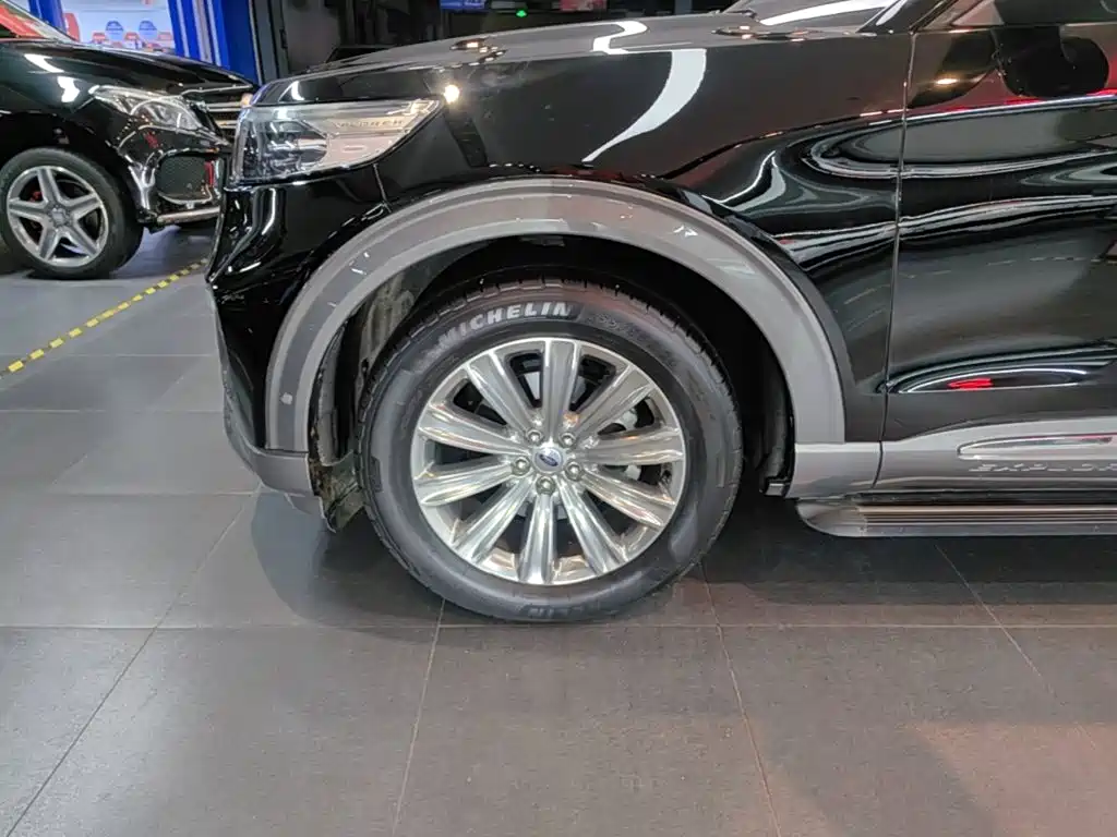 Ford Explorer 2021 2020 EcoBoost 285 AWD Titanium Edition 7-Seater