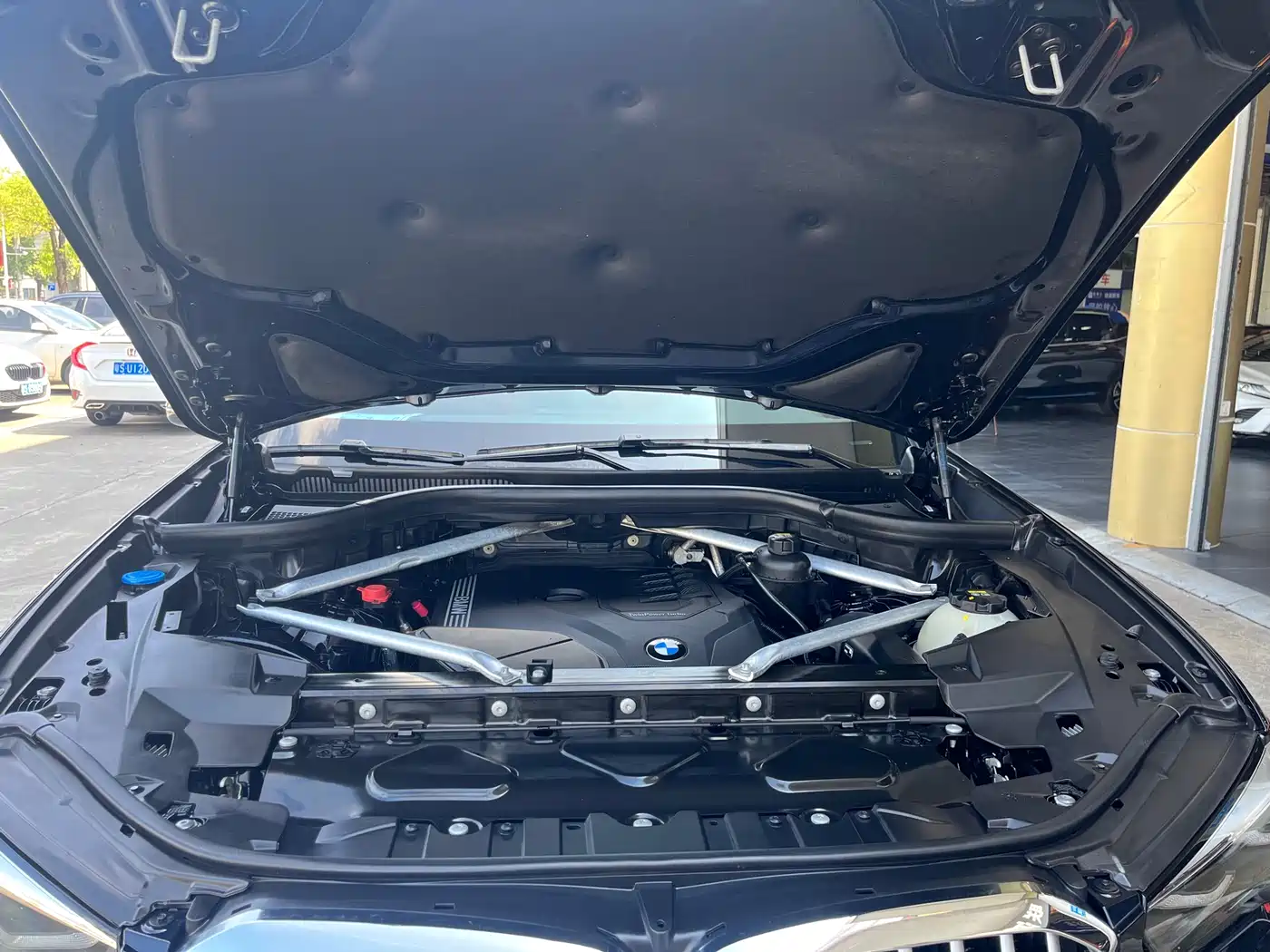 BMW X5 (Import) 2022 xDrive30i M Sport Package фото 10