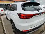 Photo 5 - Changan CS75