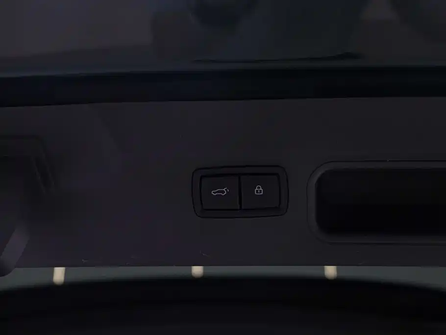 Li Auto Li ONE 2023 2021 Extended Range 6-Seater