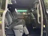 Photo 13 - Toyota Sienna