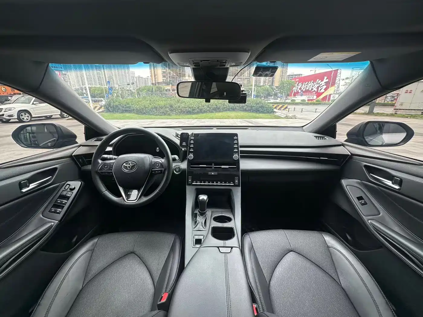 Toyota Avalon 2019 2.0L Luxury Edition (China VI) фото 19