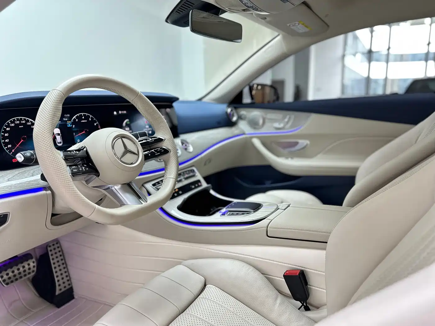 Mercedes-Benz E-Class (Import) 2023 E 260 Coupe фото 8