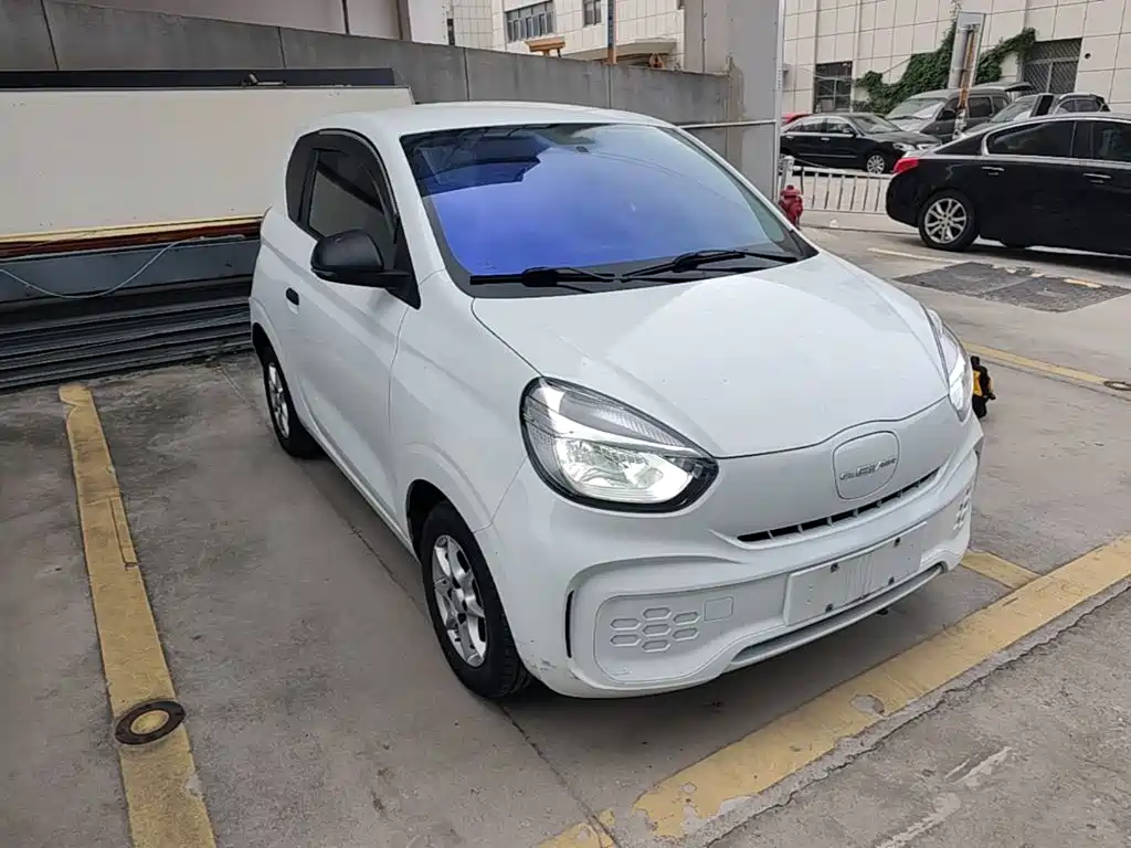 Фото 4 - Roewe Clever