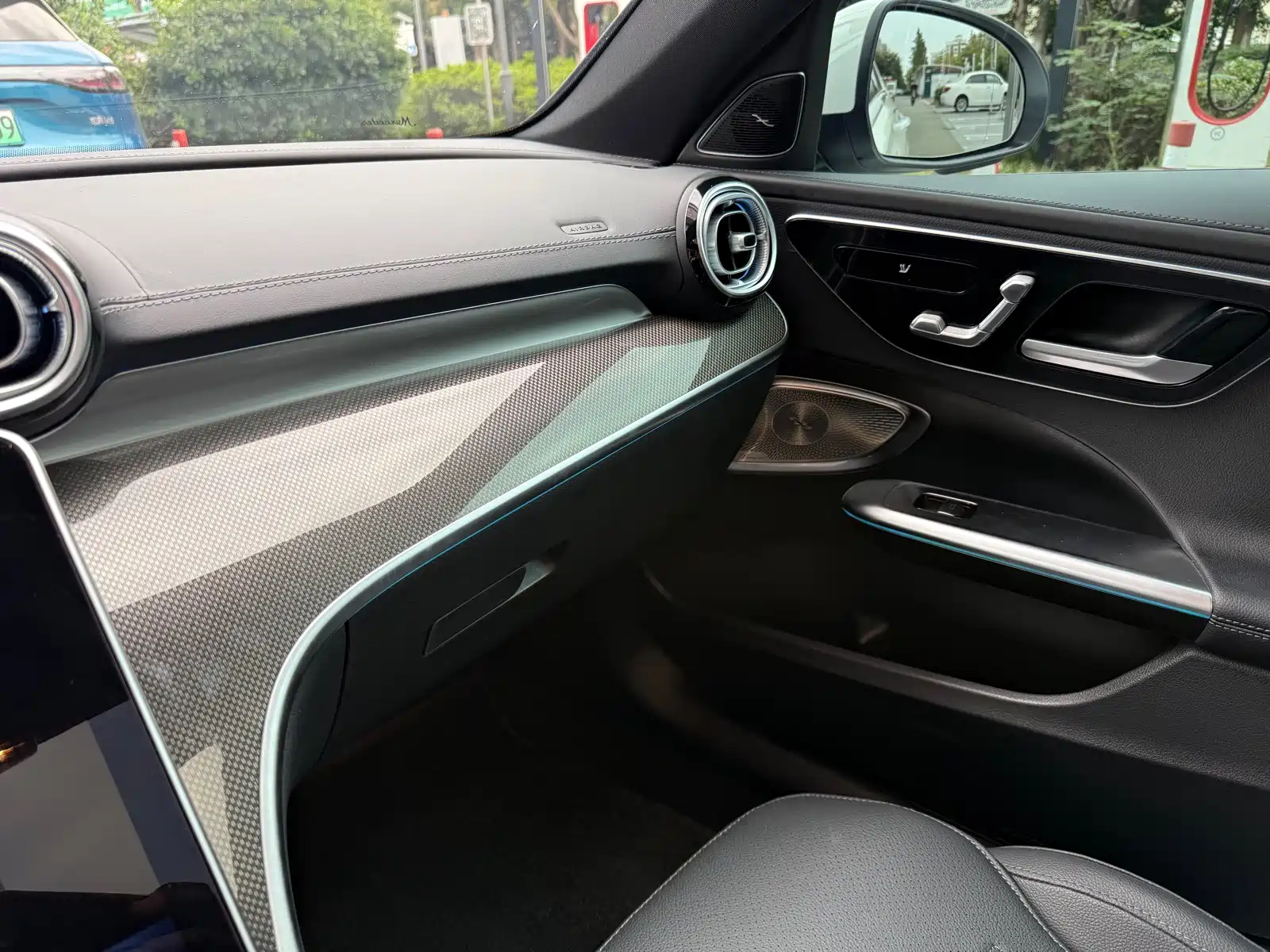 Фото 8 - Mercedes-Benz C-Class