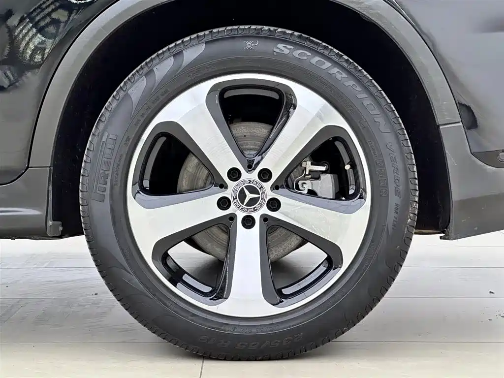 Mercedes-Benz GLC 2019 GLC 260 4MATIC Luxury фото 17