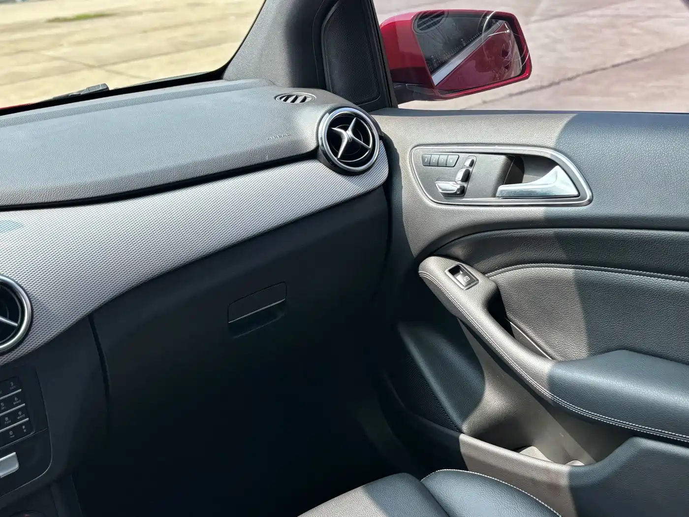 MERCEDES-BENZ CLASS B
