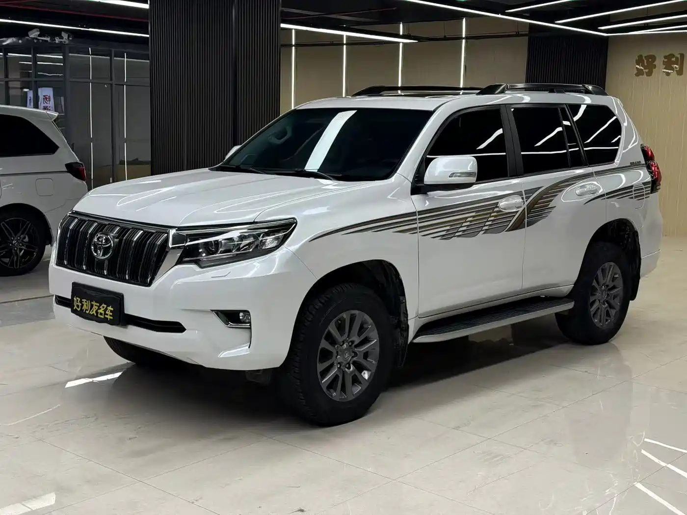 Toyota Prado 2019 3.5L Automatic TX-L Zunxiang Edition with Rear-mounted Spare Tire